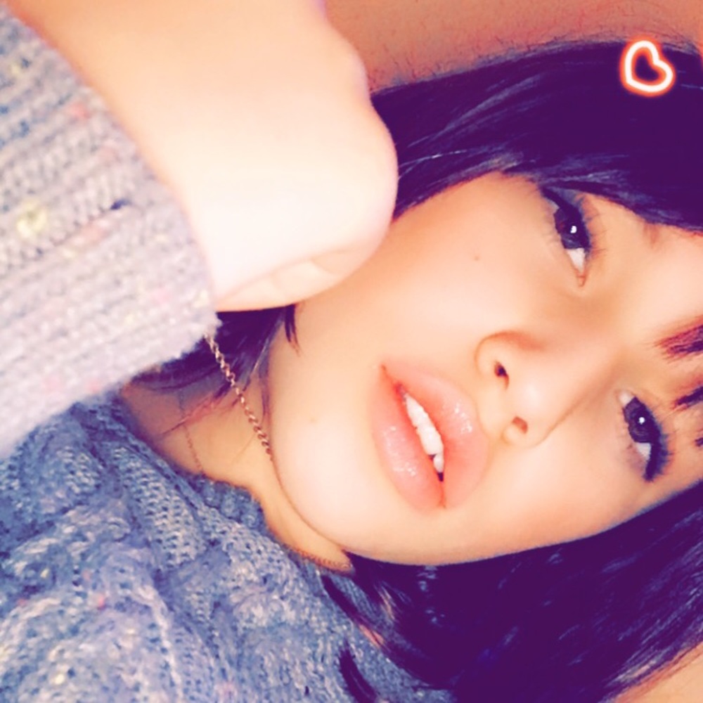 Meet your Posher, Caroline